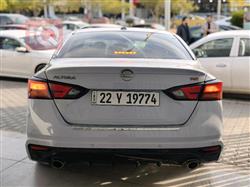 نیسان ئەلتیما